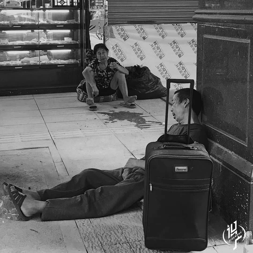 沉睡的广州人 沉睡的广州人