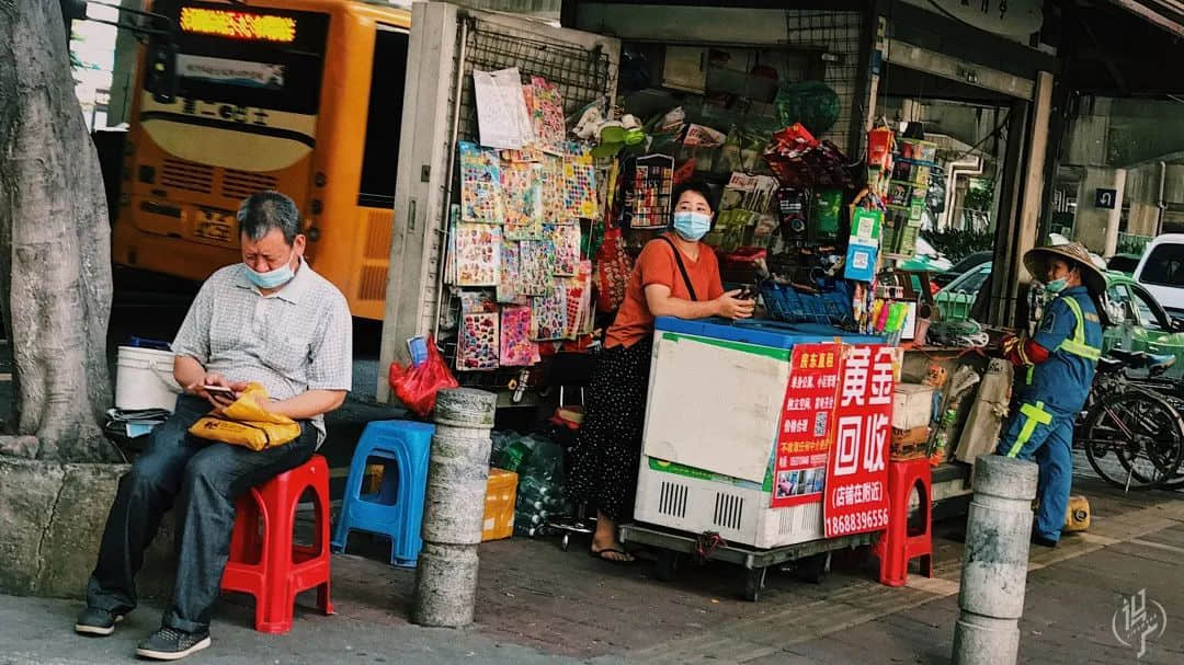 戴口罩的夏天 戴口罩的夏天