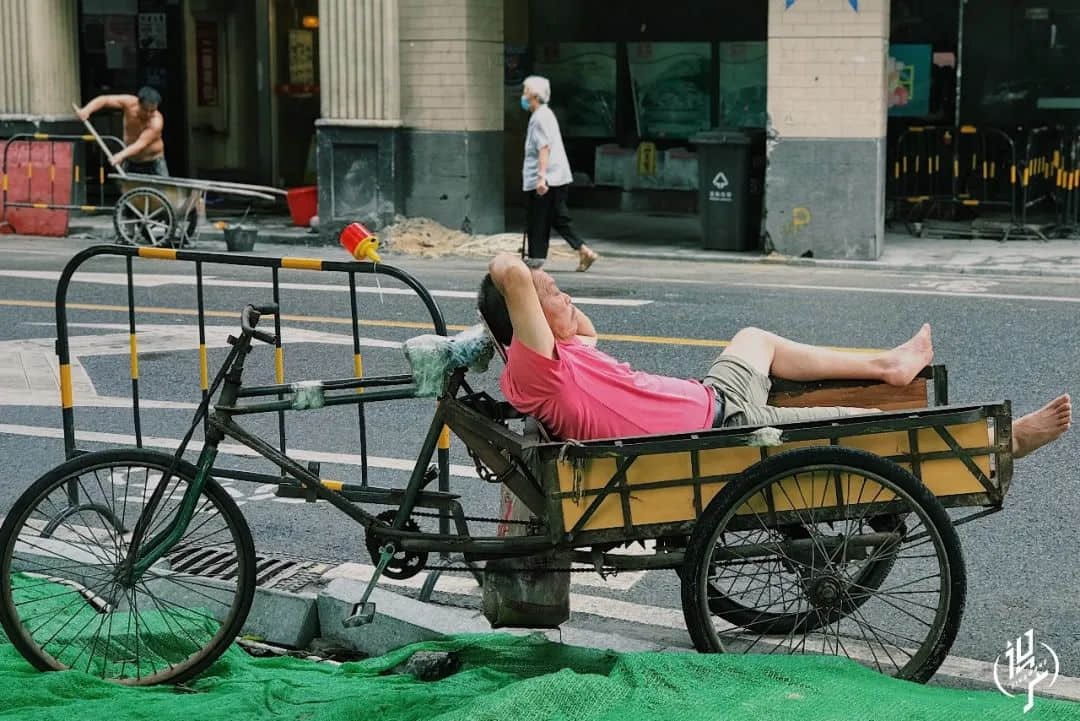沉睡的广州人 沉睡的广州人