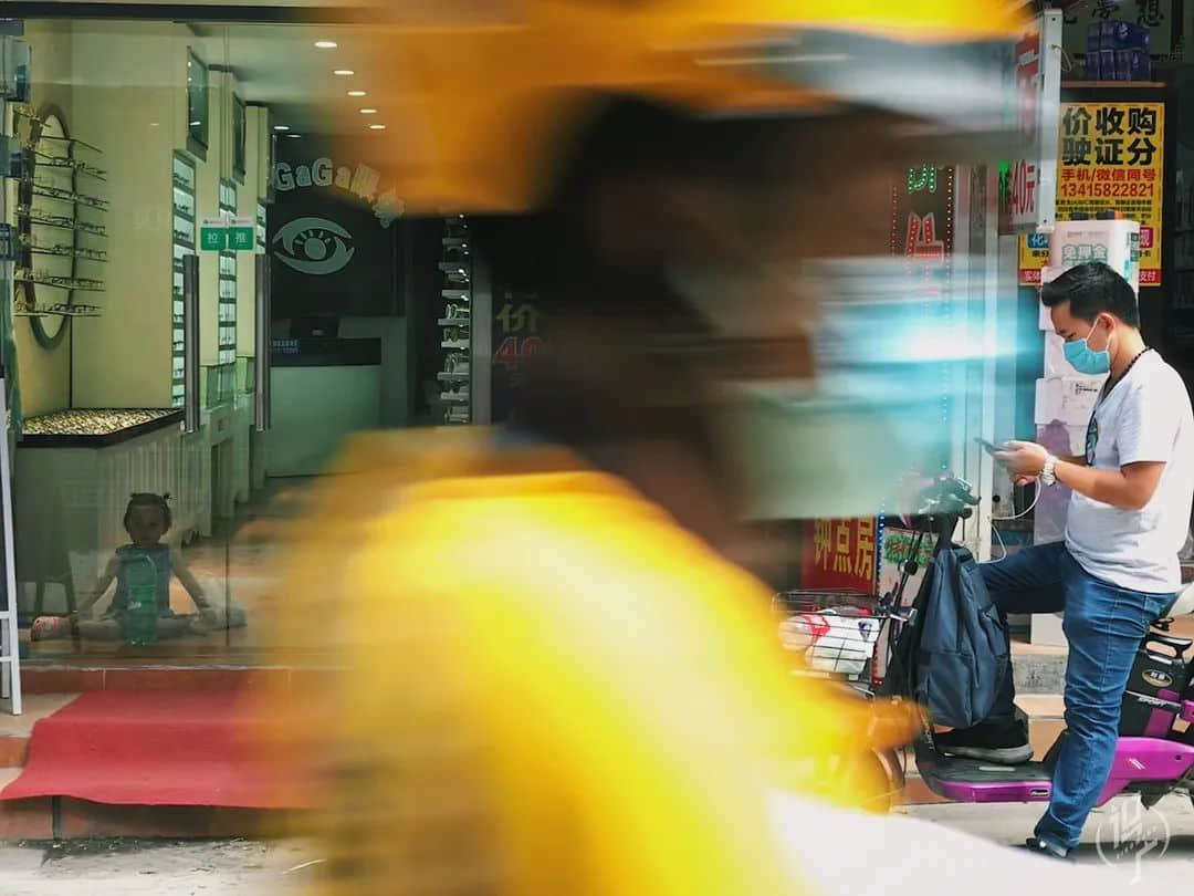 戴口罩的夏天 戴口罩的夏天