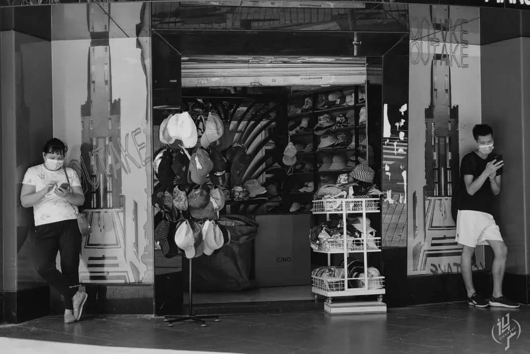 戴口罩的夏天 戴口罩的夏天