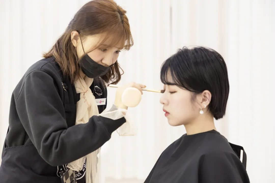 四年来,他们用镜头记录了50万广州人的动人瞬间…… 四年来,他们用镜头记录了50万广州人的动人瞬间……