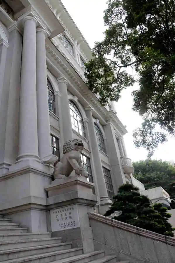 壮观到让人头晕的省财政厅大楼 壮观到让人头晕的省财政厅大楼