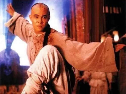 中年丧妻、老年丧子、没钱下葬……还原真实的黄飞鸿 中年丧妻、老年丧子、没钱下葬……还原真实的黄飞鸿