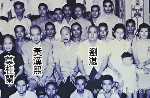 中年丧妻、老年丧子、没钱下葬……还原真实的黄飞鸿 中年丧妻、老年丧子、没钱下葬……还原真实的黄飞鸿