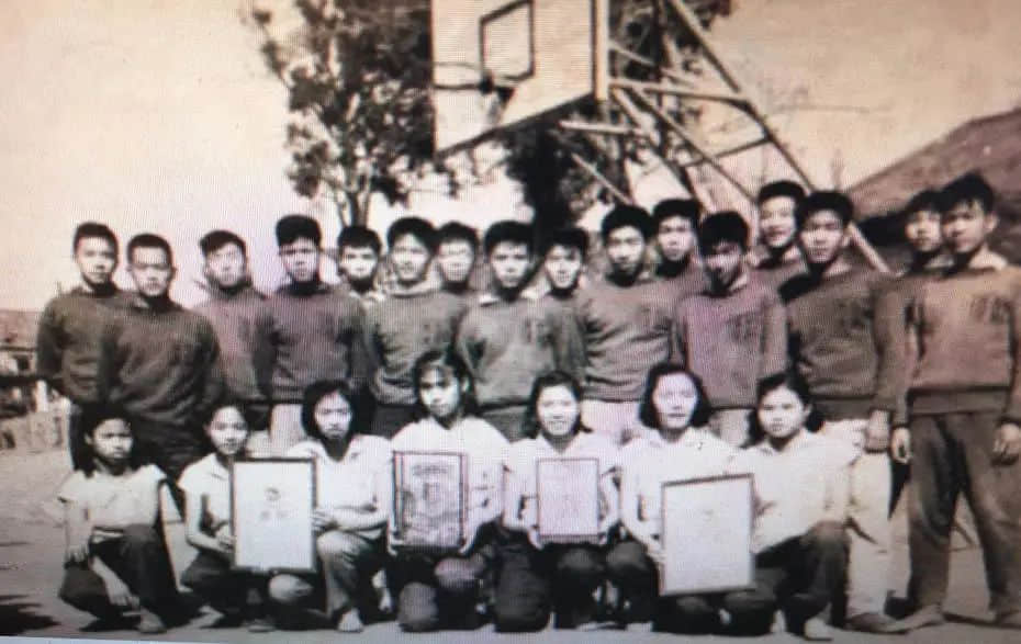 亲手完结了自己的母校!可怜可悲可恨 亲手完结了自己的母校!可怜可悲可恨