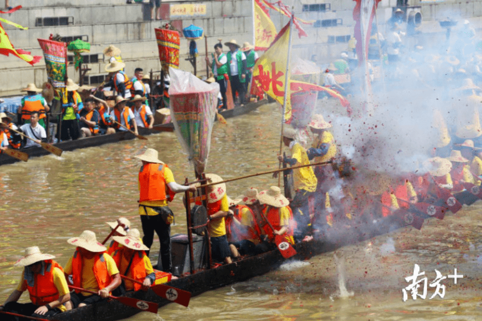 广州疫情下,再也看不到包租公在臭涌玩漂移了 广州疫情下,再也看不到包租公在臭涌玩漂移了