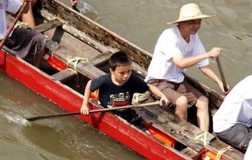 广州疫情下,再也看不到包租公在臭涌玩漂移了 广州疫情下,再也看不到包租公在臭涌玩漂移了