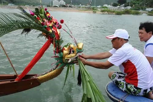 广州疫情下,再也看不到包租公在臭涌玩漂移了 广州疫情下,再也看不到包租公在臭涌玩漂移了