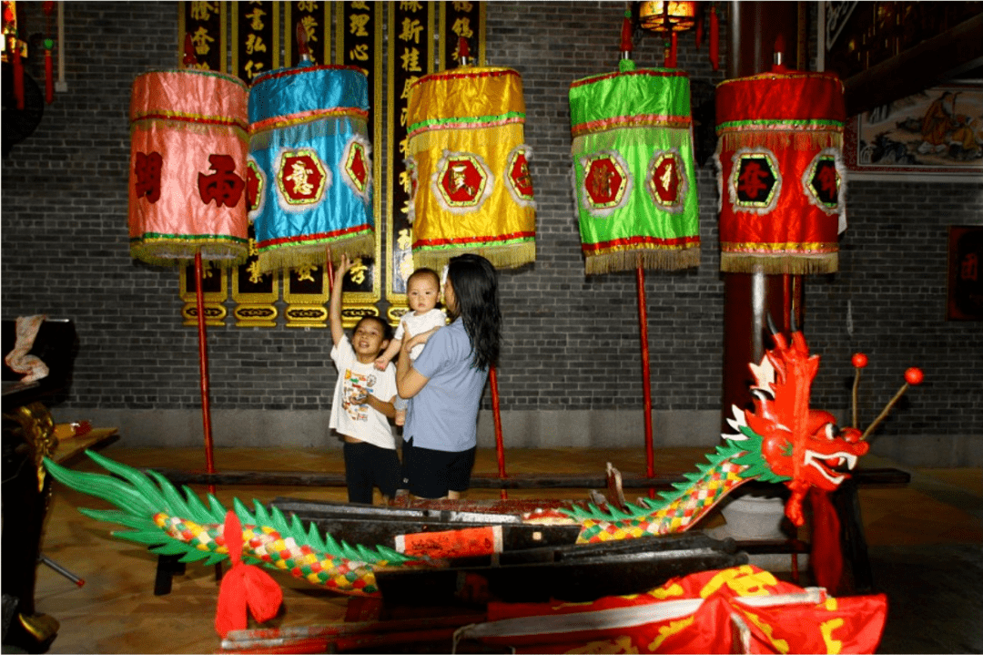 广州疫情下,再也看不到包租公在臭涌玩漂移了 广州疫情下,再也看不到包租公在臭涌玩漂移了