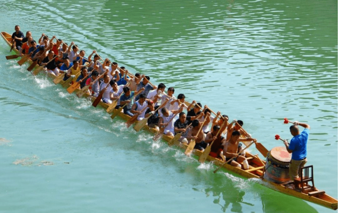 广州疫情下,再也看不到包租公在臭涌玩漂移了 广州疫情下,再也看不到包租公在臭涌玩漂移了