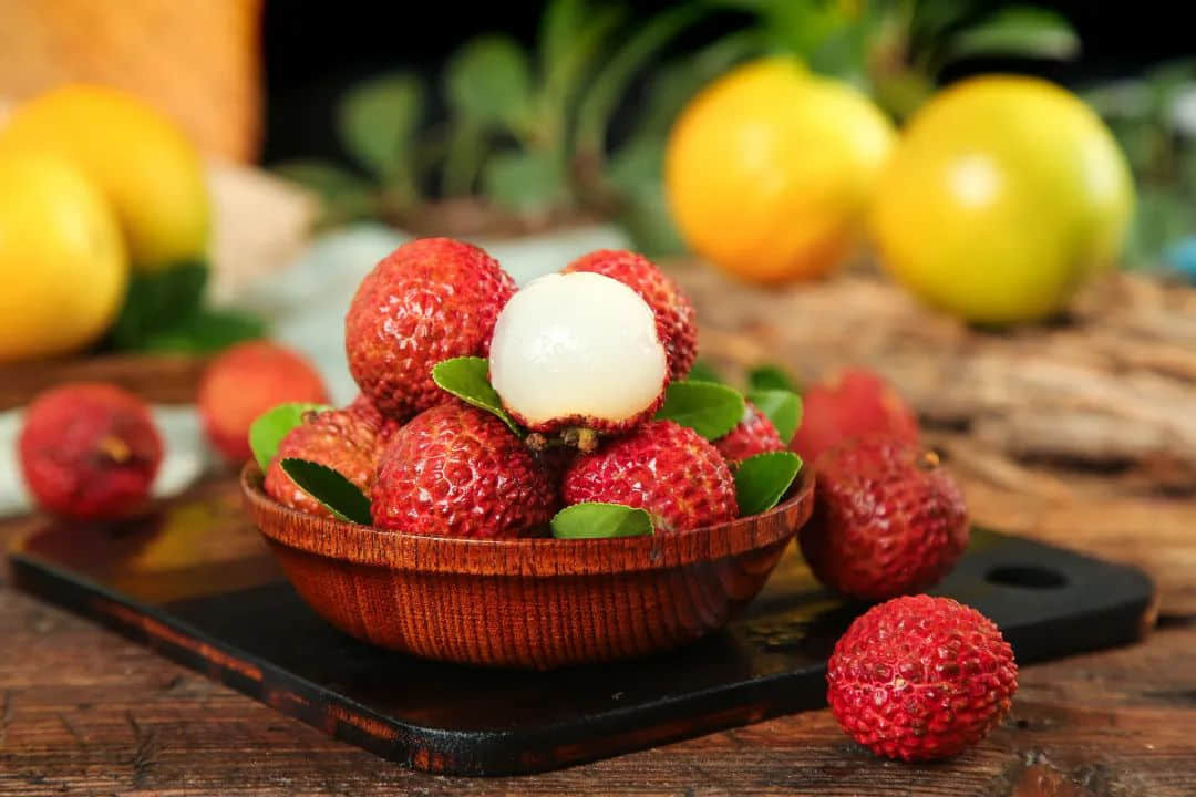 又想日啖荔枝三百颗,又唔想热气?饮碗妈子靓汤就搞掂! 又想日啖荔枝三百颗,又唔想热气?饮碗妈子靓汤就搞掂!