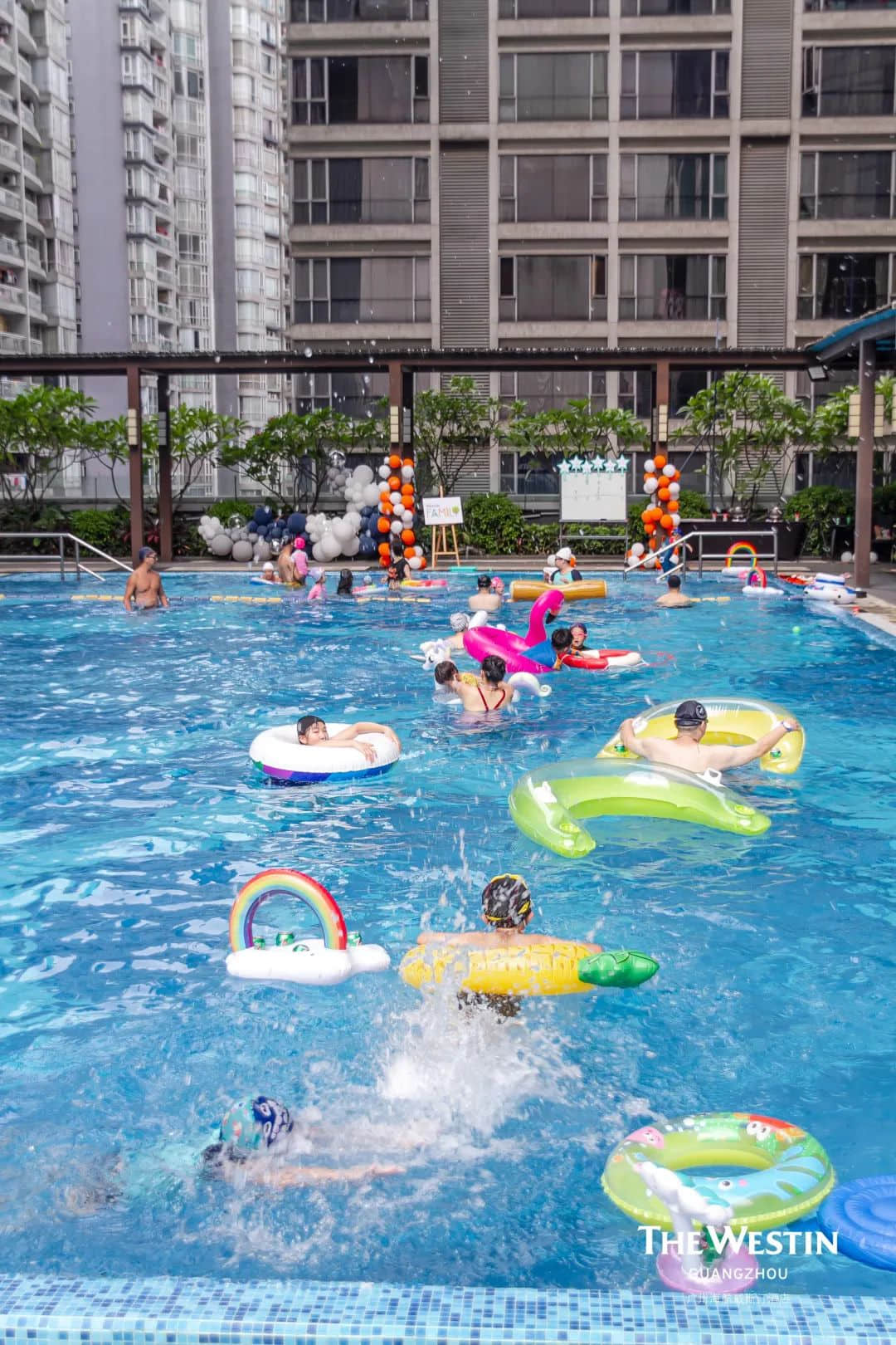 周末带娃不远行,城中度假倍轻松! 周末带娃不远行,城中度假倍轻松!