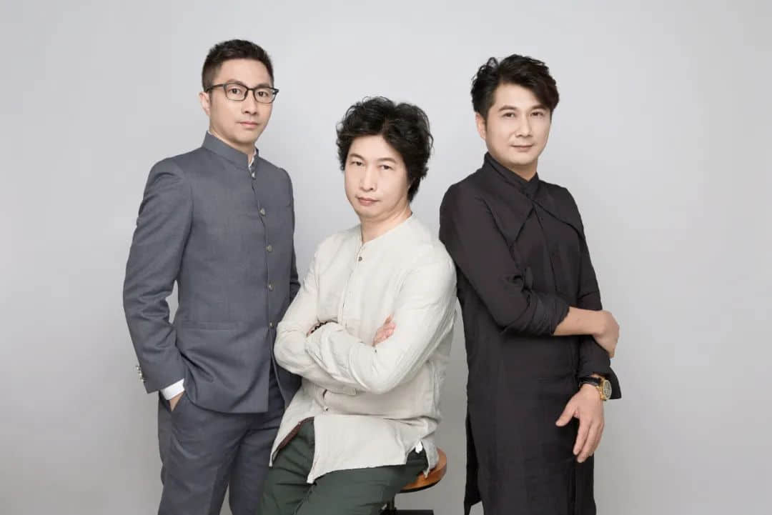 粤语歌想重回巅峰，只能靠《大风吹》、《笑纳》的塑料粤语吗？