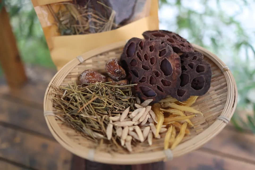 台风高发、高温酷热的大暑,该喝什么消暑汤水? 台风高发、高温酷热的大暑,该喝什么消暑汤水?