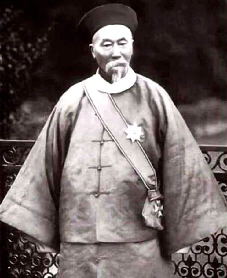 李鸿章老来失计,被俄国熊算计了 李鸿章老来失计,被俄国熊算计了