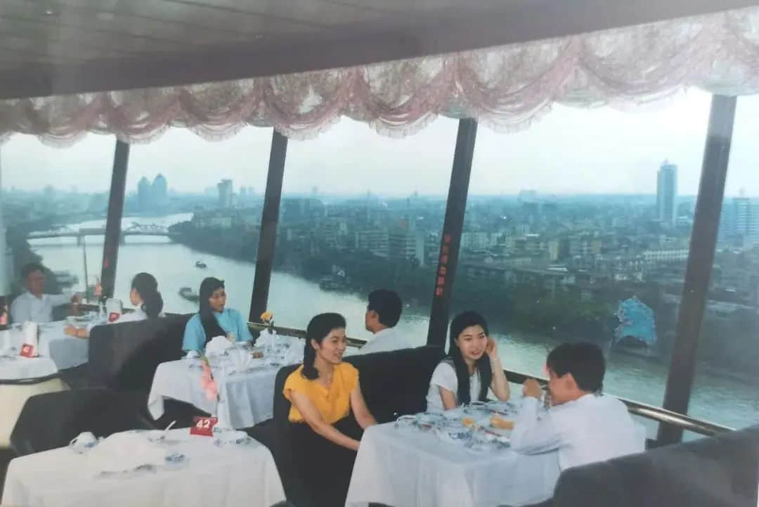 爱群大酒店:成为网红打卡地,房价却堪比7天酒店 爱群大酒店:成为网红打卡地,房价却堪比7天酒店