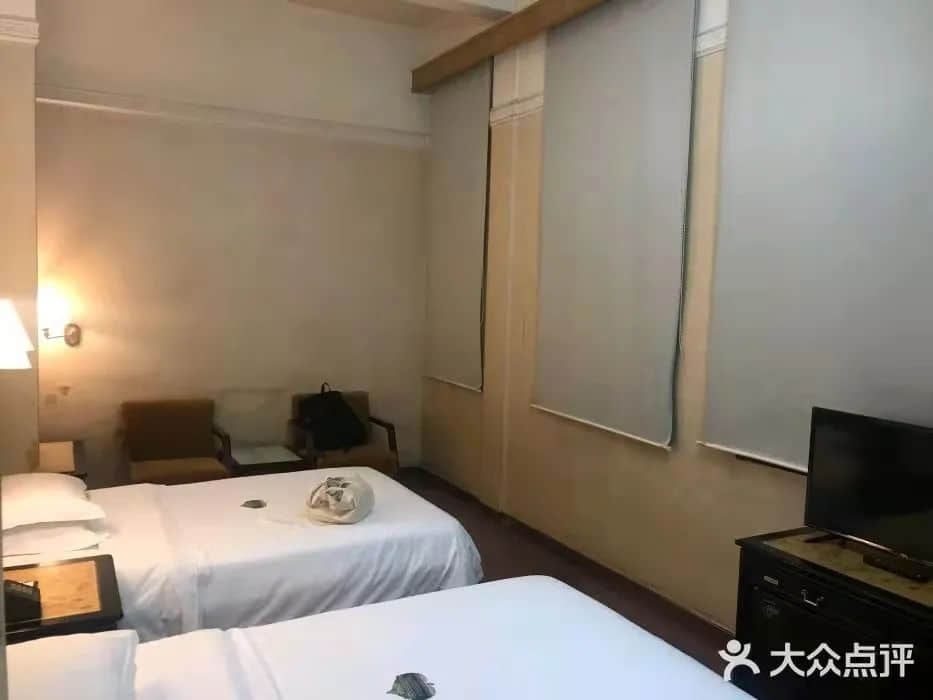 爱群大酒店:成为网红打卡地,房价却堪比7天酒店 爱群大酒店:成为网红打卡地,房价却堪比7天酒店