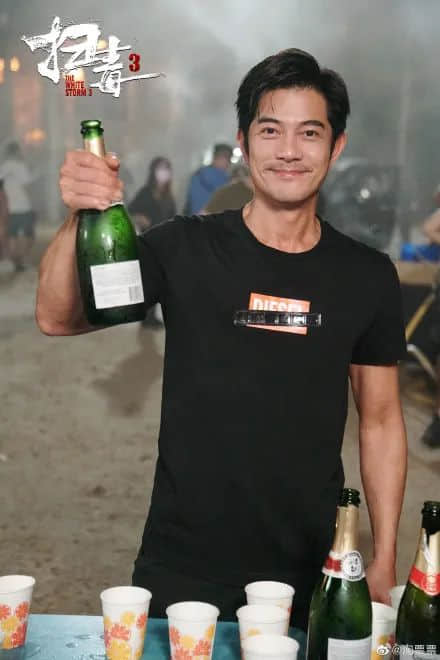 这部在广州拍的中年偶像剧,打碎了林峯的TVB光环 这部在广州拍的中年偶像剧,打碎了林峯的TVB光环