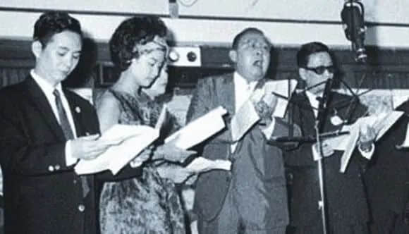 香港粤语新闻节目为什么会把“时间”读成“时艰”? 香港粤语新闻节目为什么会把“时间”读成“时艰”?