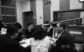 香港粤语新闻节目为什么会把“时间”读成“时艰”? 香港粤语新闻节目为什么会把“时间”读成“时艰”?