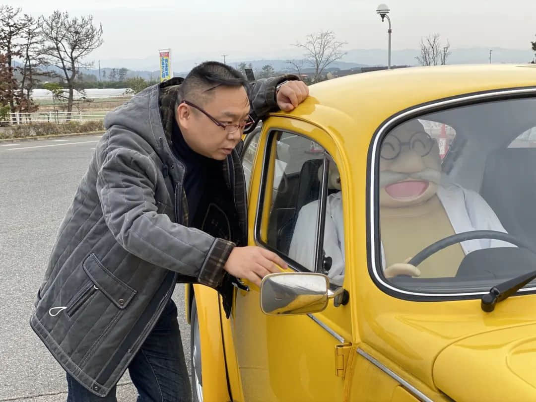 感染新冠的彭彭,在异国他乡还好吗? 感染新冠的彭彭,在异国他乡还好吗?