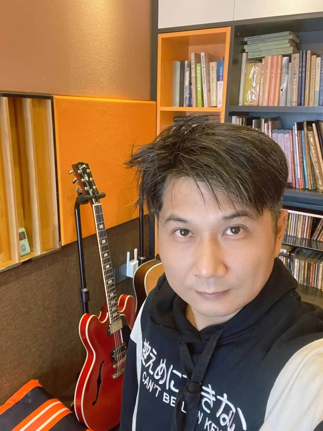 塑料粤语演绎经典流行歌:是致敬还是亵渎? 塑料粤语演绎经典流行歌:是致敬还是亵渎?