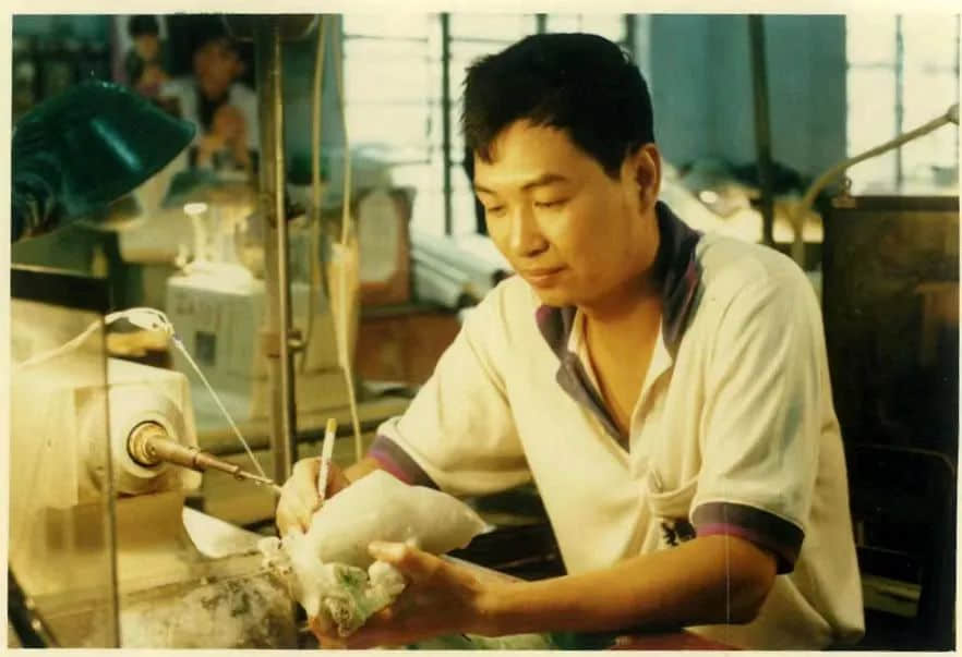 “跨界”能工巧匠余其泽的精彩人生 || 莫泽辉 “跨界”能工巧匠余其泽的精彩人生 || 莫泽辉