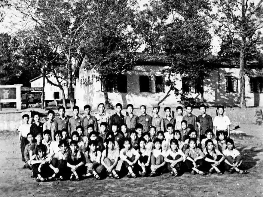 市三十中往事:散落一地的记忆 || 明志辉 市三十中往事:散落一地的记忆 || 明志辉