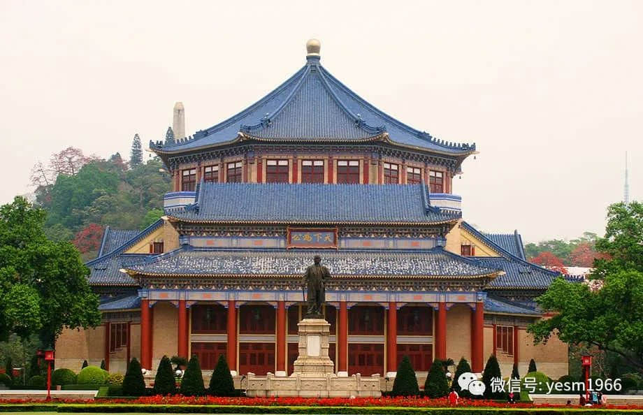 越秀山的木棉树,半里飞红惊火树 || 冯沛祖 越秀山的木棉树,半里飞红惊火树 || 冯沛祖