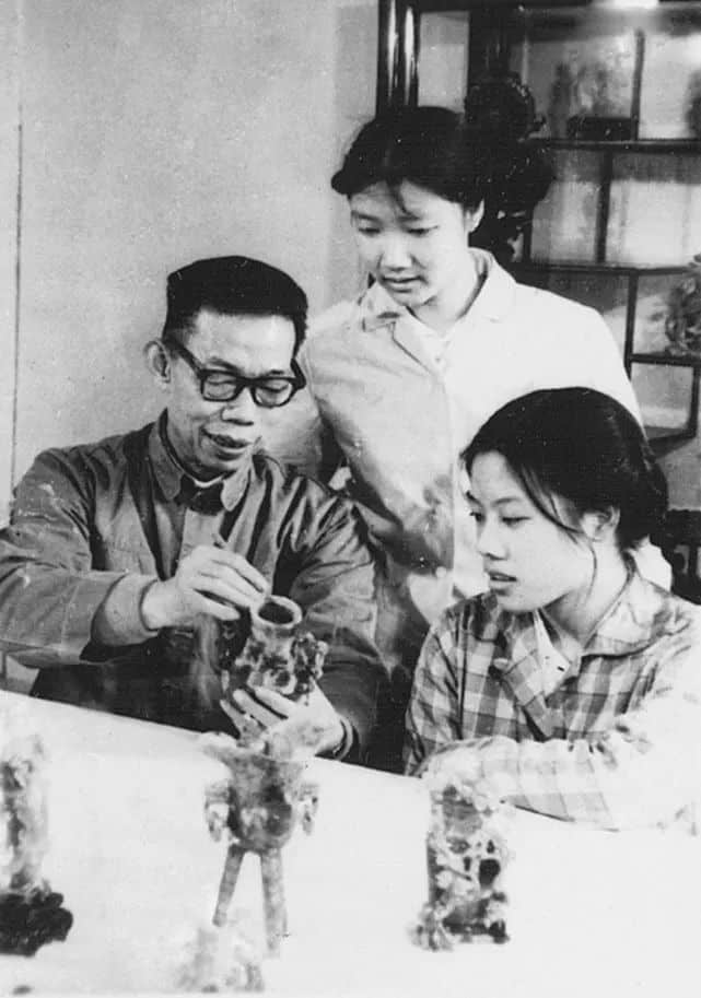 见证南方玉雕厂曾经的辉煌 || 黎键 口述 莫泽辉 整理 见证南方玉雕厂曾经的辉煌 || 黎键 口述 莫泽辉 整理