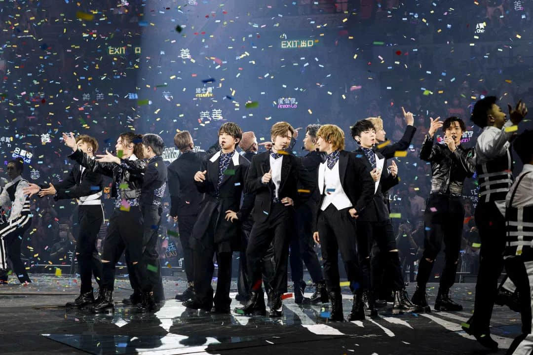 MIRROR演唱会巨屏跌落伤五人,舞台事故谁应担责? MIRROR演唱会巨屏跌落伤五人,舞台事故谁应担责?