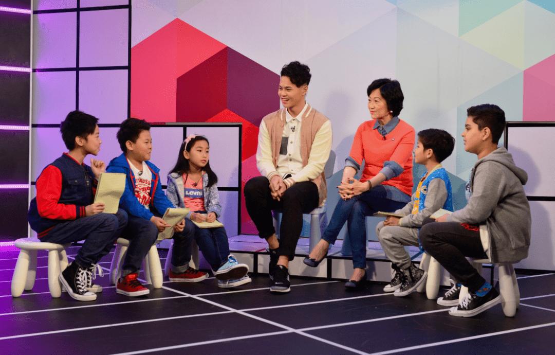 连阿婆都睇手机嘅时代,TVB会唔会成为下一个ATV? 连阿婆都睇手机嘅时代,TVB会唔会成为下一个ATV?