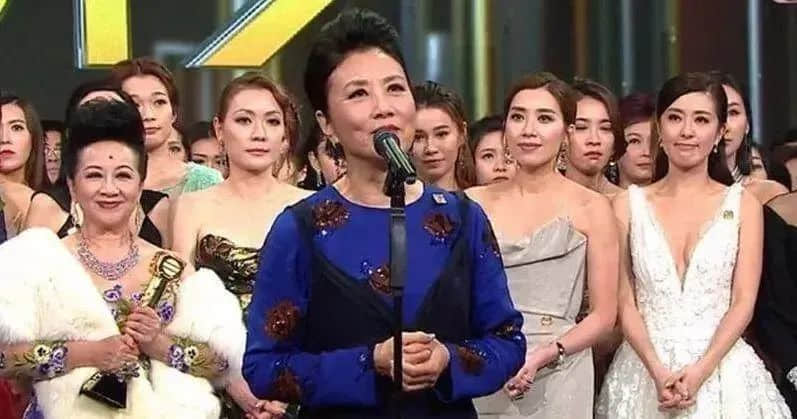 连阿婆都睇手机嘅时代,TVB会唔会成为下一个ATV? 连阿婆都睇手机嘅时代,TVB会唔会成为下一个ATV?