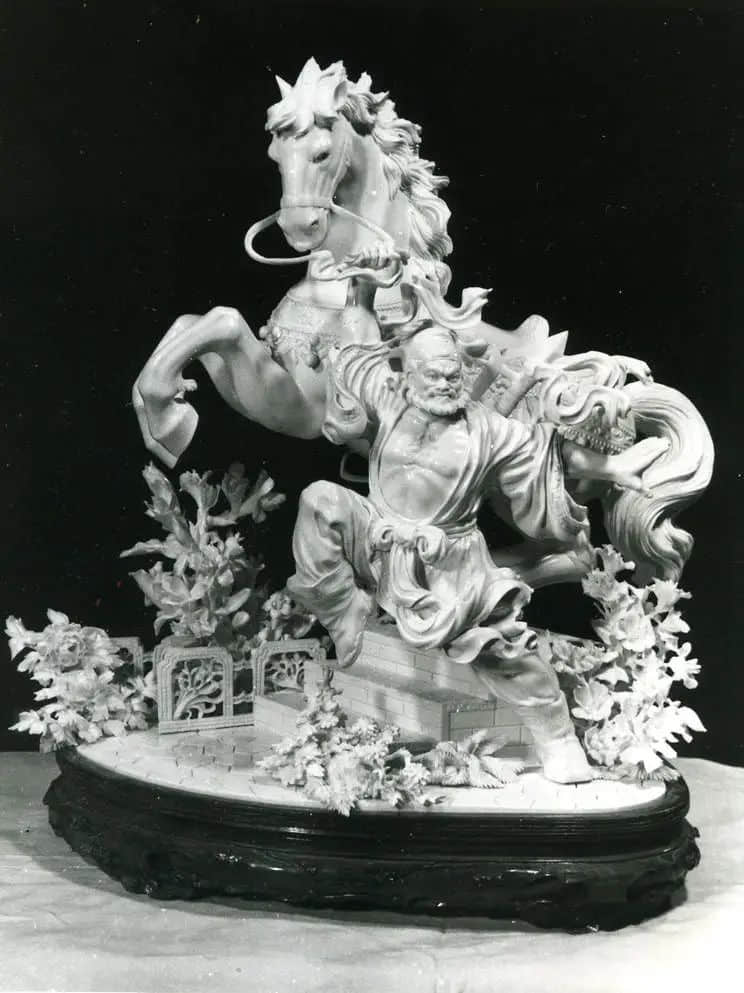 工于匠心,不同凡响的牙雕高手杨成强 || 莫泽辉 工于匠心,不同凡响的牙雕高手杨成强 || 莫泽辉