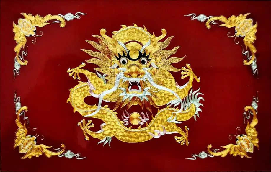 苏连儿的戏服绣品艺术创作生涯 || 莫泽辉 苏连儿的戏服绣品艺术创作生涯 || 莫泽辉