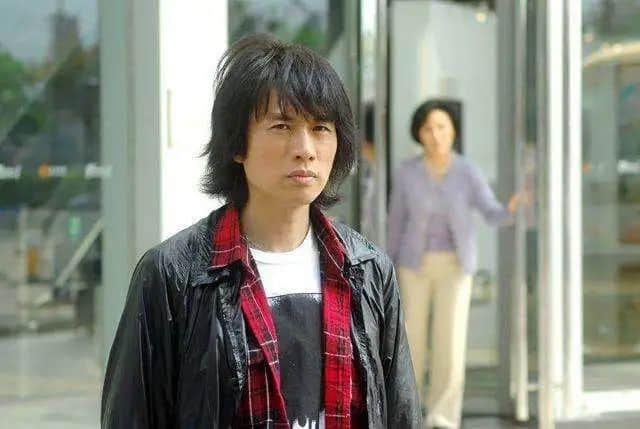 栋笃笑称神的黄子华,离拍电影称帝还差多远? 栋笃笑称神的黄子华,离拍电影称帝还差多远?