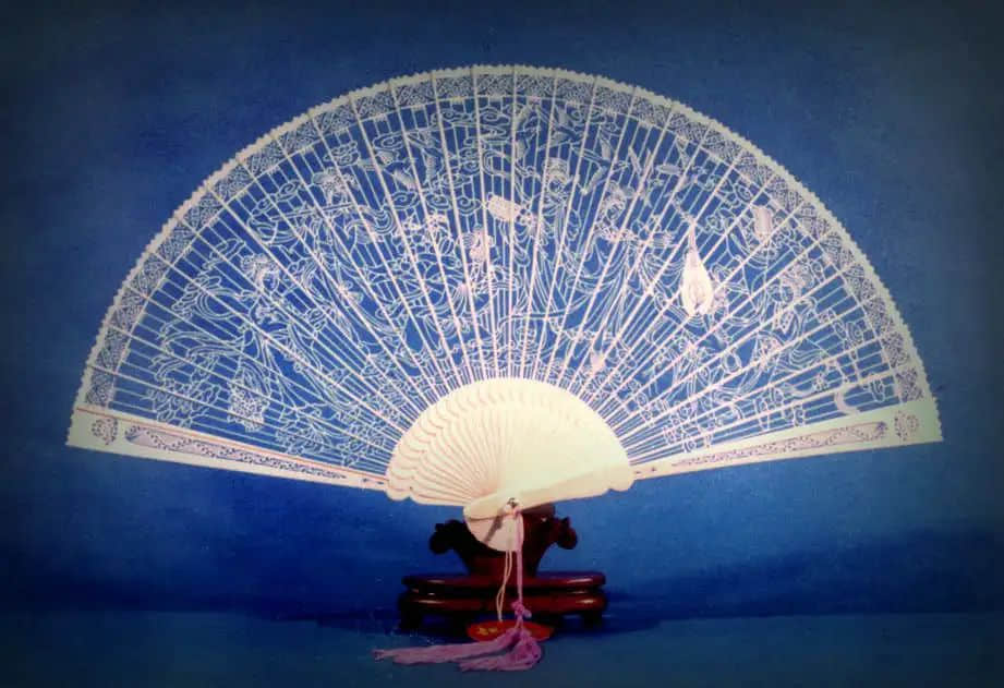 何松柏与南国手工艺的深厚情缘 || 莫泽辉 何松柏与南国手工艺的深厚情缘 || 莫泽辉