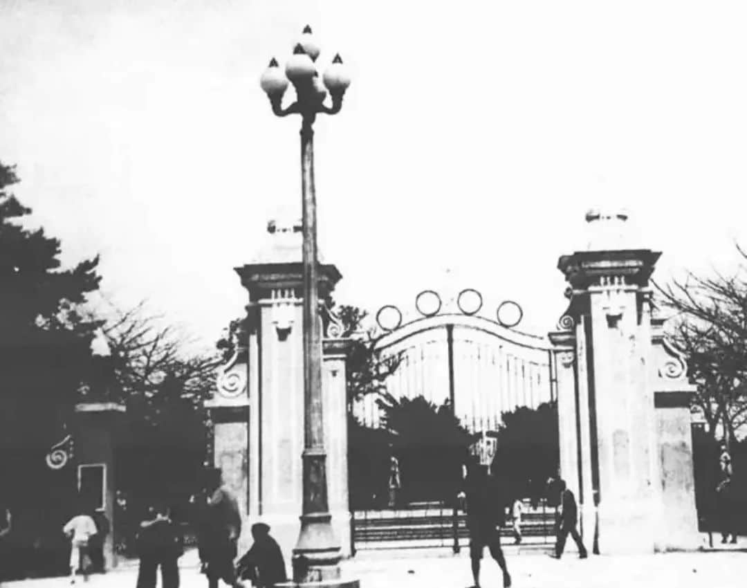 多面手梁健的老广州风情对联 || 荔人行 多面手梁健的老广州风情对联 || 荔人行