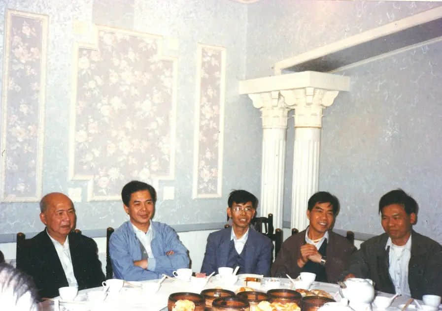 何松柏与南国手工艺的深厚情缘 || 莫泽辉 何松柏与南国手工艺的深厚情缘 || 莫泽辉