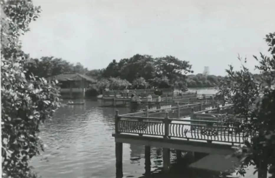 多面手梁健的老广州风情对联 || 荔人行 多面手梁健的老广州风情对联 || 荔人行