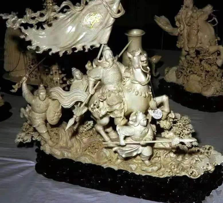 工于匠心,不同凡响的牙雕高手杨成强 || 莫泽辉 工于匠心,不同凡响的牙雕高手杨成强 || 莫泽辉