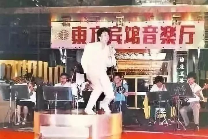 逐渐凋零的广州音乐茶座:曾见证着那个回不去的八十年代 逐渐凋零的广州音乐茶座:曾见证着那个回不去的八十年代