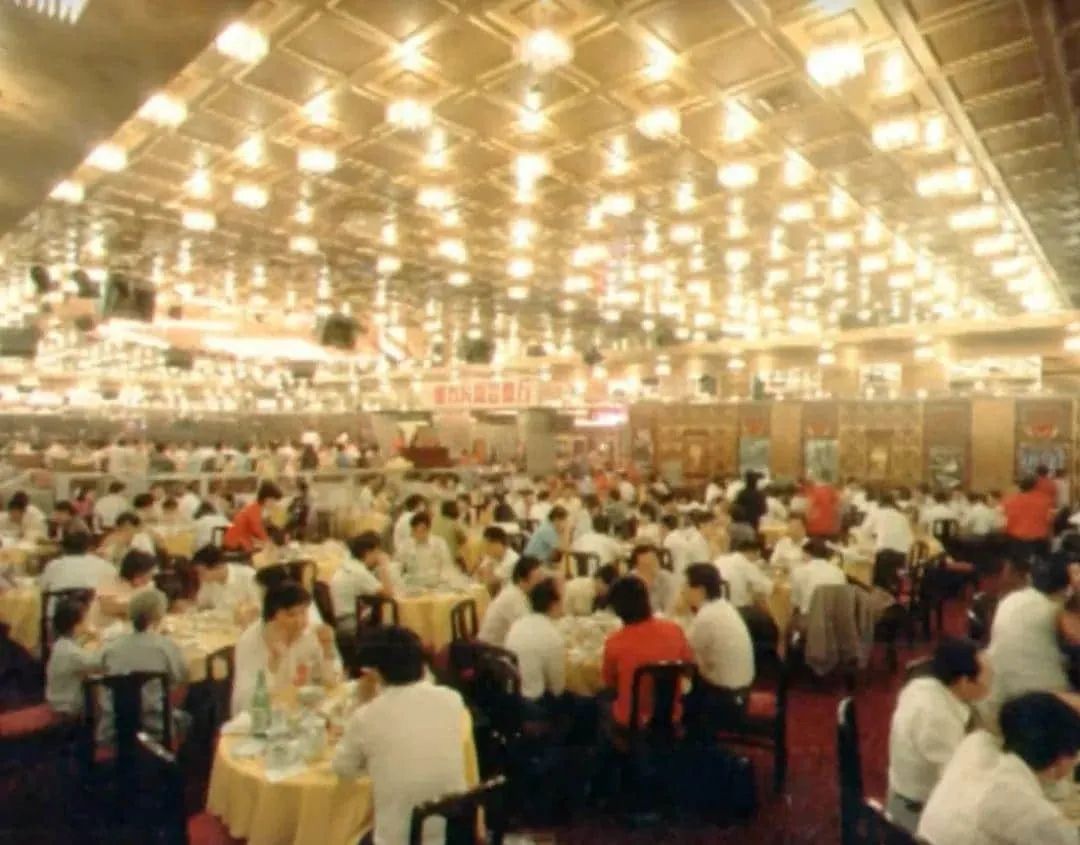 逐渐凋零的广州音乐茶座:曾见证着那个回不去的八十年代 逐渐凋零的广州音乐茶座:曾见证着那个回不去的八十年代