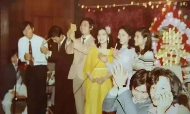 逐渐凋零的广州音乐茶座:曾见证着那个回不去的八十年代 逐渐凋零的广州音乐茶座:曾见证着那个回不去的八十年代