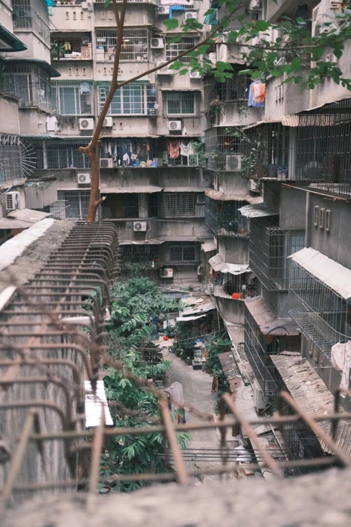 象岗山不是“小重庆”,她只是凝固了的旧广州…… 象岗山不是“小重庆”,她只是凝固了的旧广州……