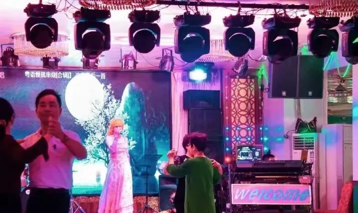 逐渐凋零的广州音乐茶座:曾见证着那个回不去的八十年代 逐渐凋零的广州音乐茶座:曾见证着那个回不去的八十年代