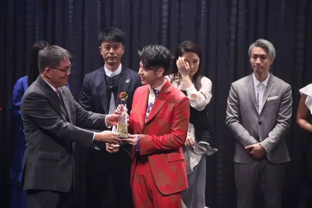 香港偶像男团横扫奖项:是“叱咤”堕落,还是乐坛衰落? 香港偶像男团横扫奖项:是“叱咤”堕落,还是乐坛衰落?