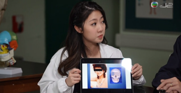 《毒舌大状》,牵出24年前轰动香港的女模白骨案…… 《毒舌大状》,牵出24年前轰动香港的女模白骨案……