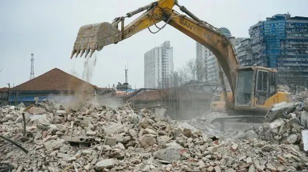 荔湾广场更换了招牌，就能改变多舛的命途吗？